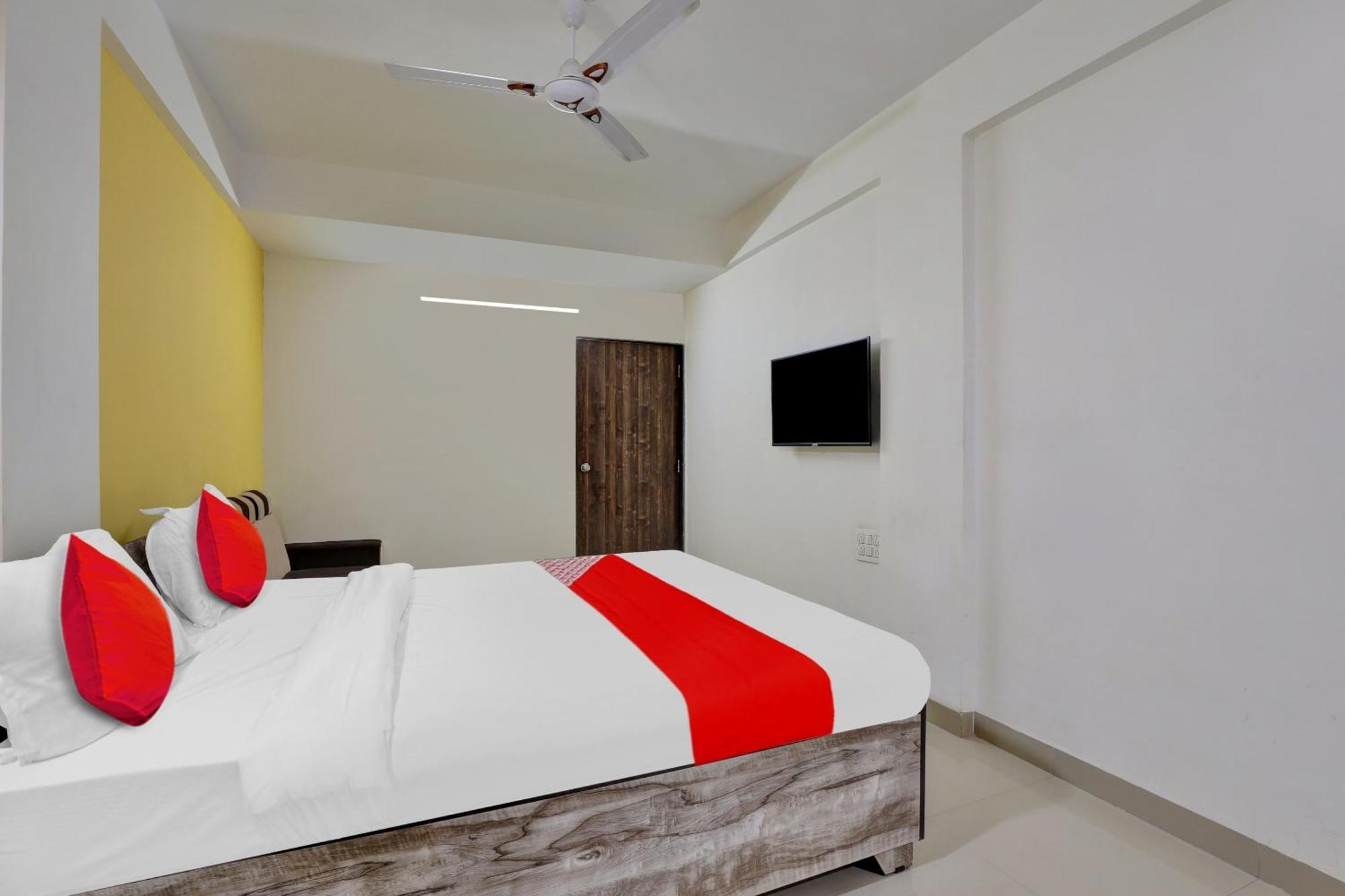 Fabhotel Relax Gandhinagar Extérieur photo
