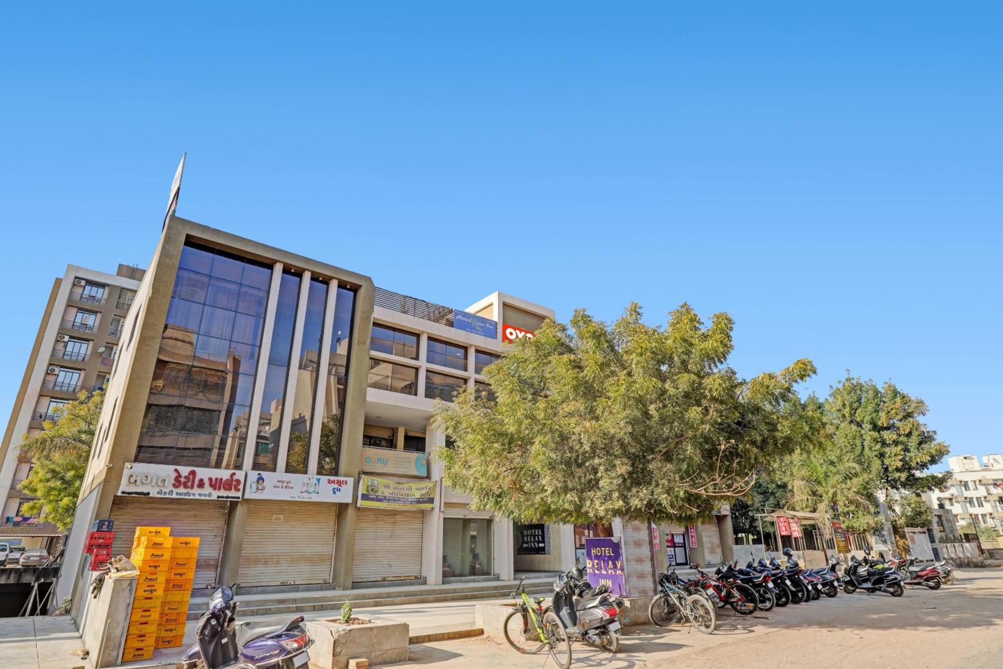 Fabhotel Relax Gandhinagar Extérieur photo