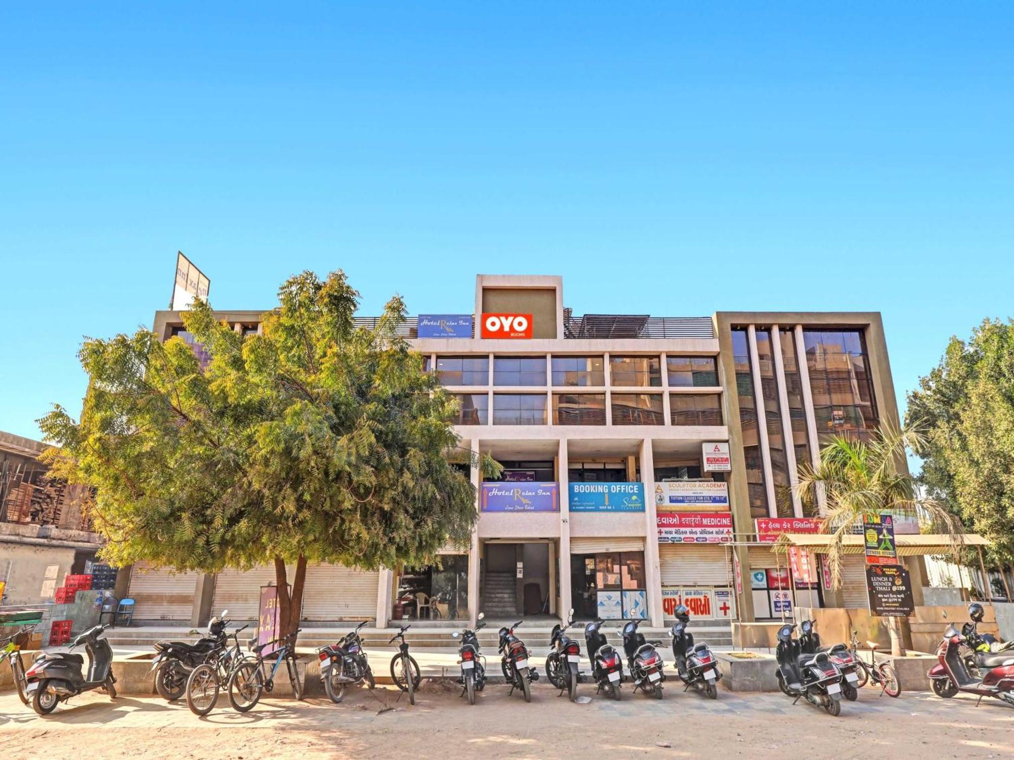 Fabhotel Relax Gandhinagar Extérieur photo