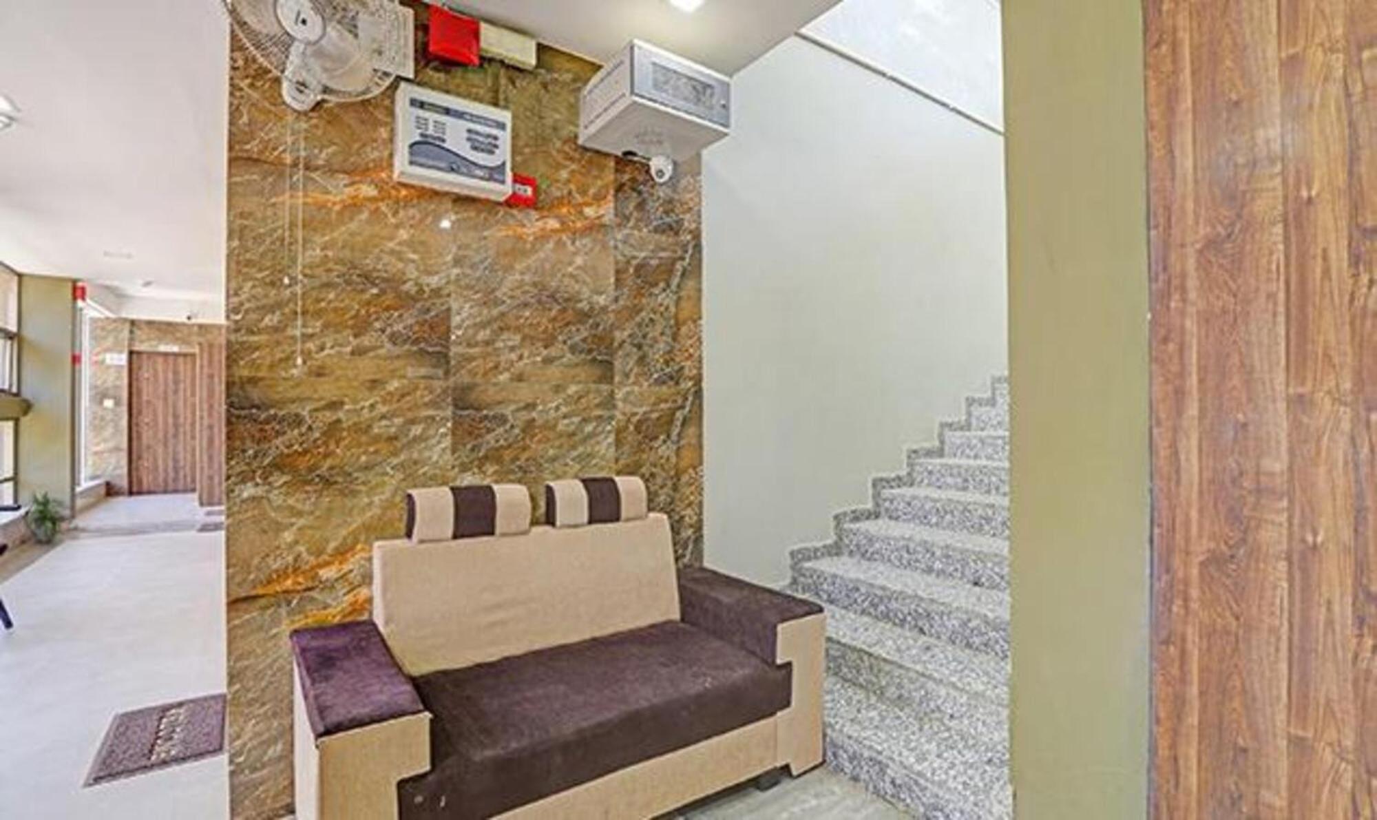 Fabhotel Relax Gandhinagar Extérieur photo